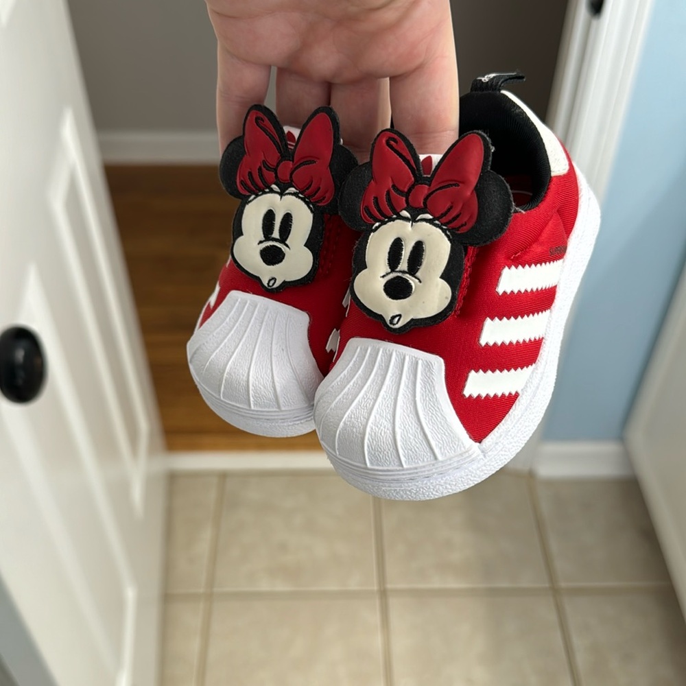 Disney Minnie Mouse Adidas